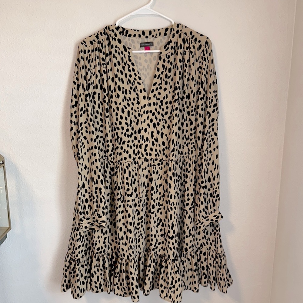 vince camuto flowy ruffle dress